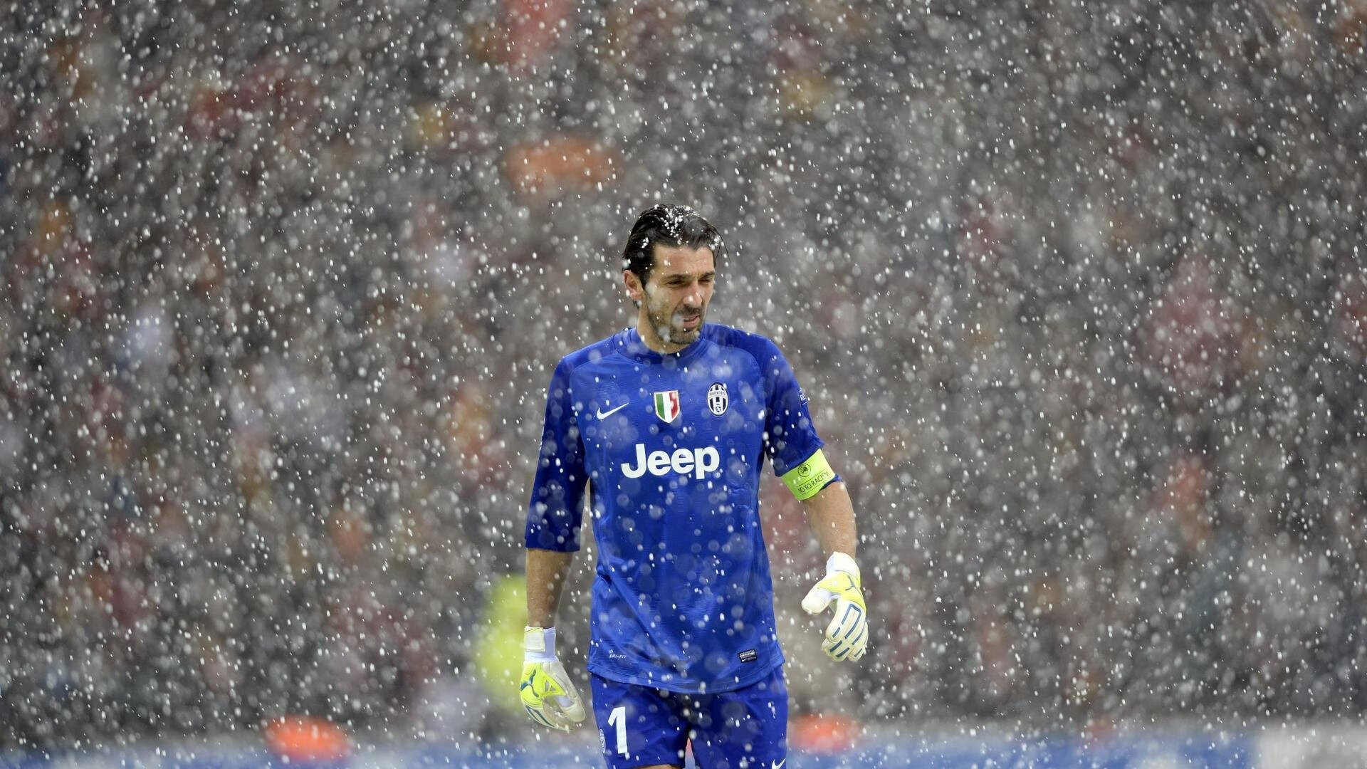 开云平台-“德甲争冠集团逐渐成形，豪门持续发力”，德甲冠军规则