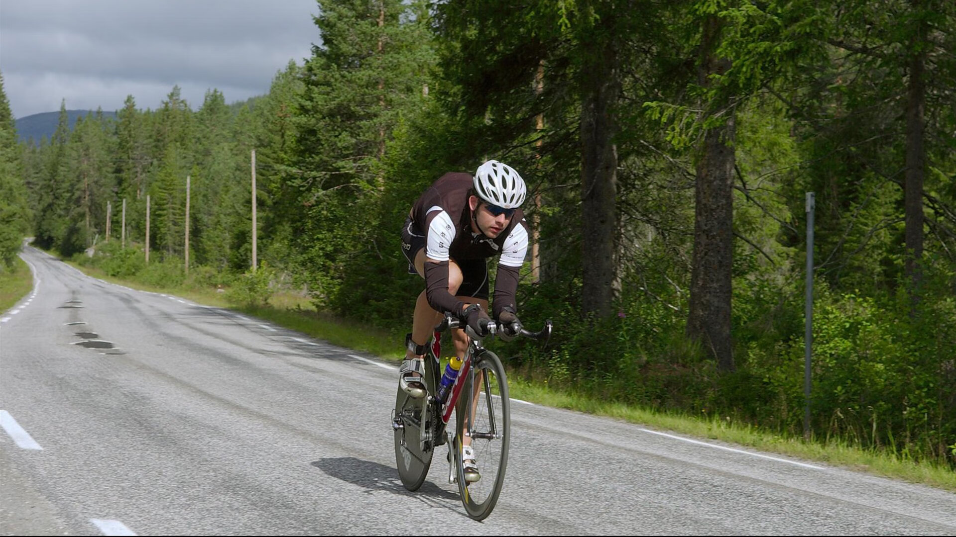 世界围棋赛新人异军突起表现稳定,世界围棋比赛视频讲解